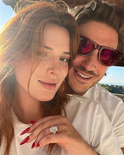 bella thornee|Bella Thorne, entrepreneur Mark Emms are engaged .